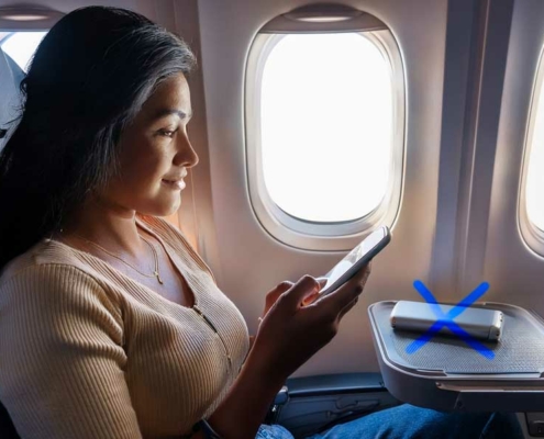 Die Benützung von Powerbanks im Flugzeug ist verboten! (KI-Bild>)